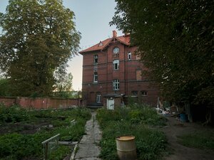 Калининград, Улица Аллея Смелых, 80Б: фото