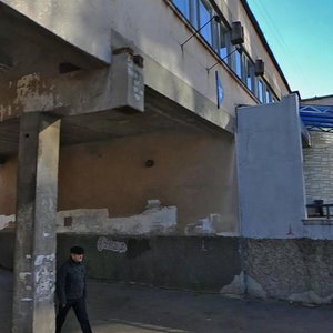 Uritskogo Street, 27, : foto
