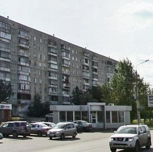 Челябинск, Улица Братьев Кашириных, 107: фото