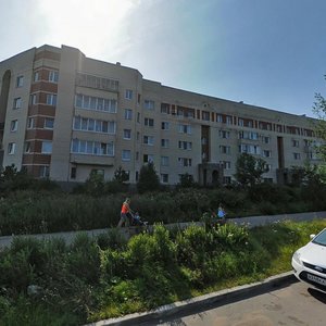 Malinovskaya Street, 11, : foto