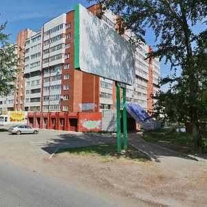 Sovetskoy Armii Street, 51, Perm: photo