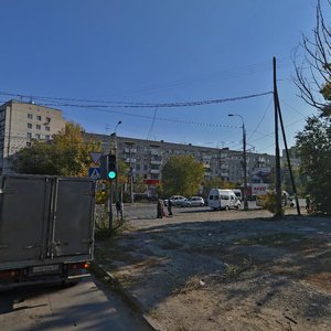 Волгоград, Улица Маршала Ерёменко, 82: фото