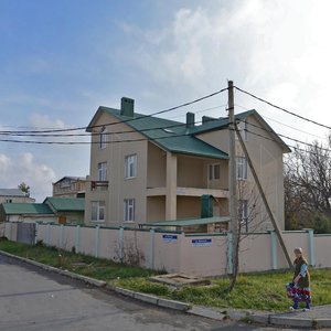 Геленджик, Десантная улица, 13: фото