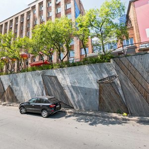 Vsevoloda Sibirtseva Street, 15, Vladivostok: photo