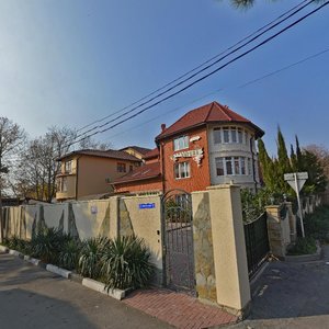 Shkolnaia Street, 1, : foto