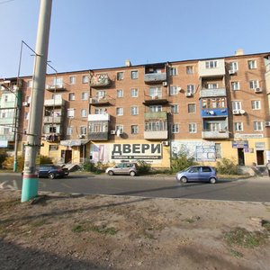 Nikolaya Ostrovskogo Street, 65, : foto