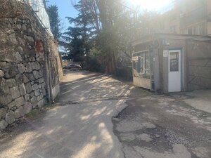 Dzerzhinskogo Street, 15, Yalta: photo