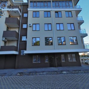 Naberezhnaya ulitsa, 3, : foto