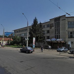 Khotynska vulytsia, 2, Chernivtsi: photo