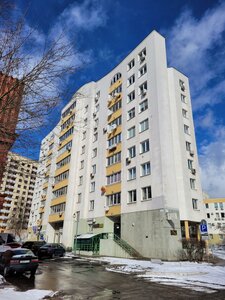 Surganava Street, 27, Minsk: photo