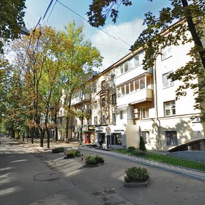 Literaturna vulytsia, 5, Kharkiv: photo