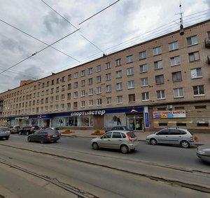 Sredneokhtinskiy Avenue, 5, : foto