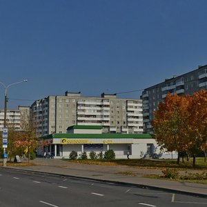 Минск, Улица Ротмистрова, 40: фото