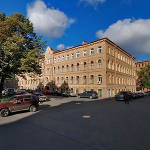 Teatralnaya Square, 6, Saint Petersburg: photo