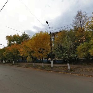 Lomonosova Street, 33, Kirov: photo