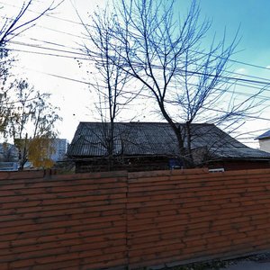 Leninskogo Komsomola Street, 76, : foto