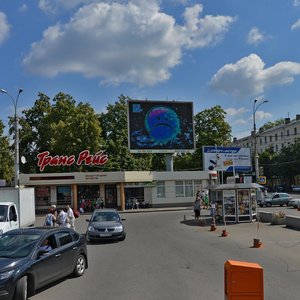 Chernyakhovsky Square, 1Е, Voronezh: photo