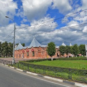Sovetskaya Square, 20блок4, Klin: photo