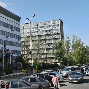 Zhandosov Street, 58, Almaty: photo