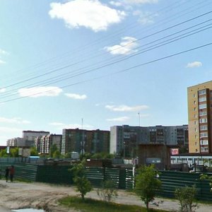 Тюмень, Улица Газовиков, 35: фото