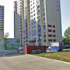 Новосибирск, Улица Одоевского, 1/1: фото
