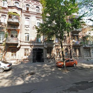 Torhova vulytsia, 8, : foto