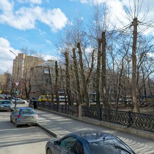 Sofyi Kovalevskoy Street, 11, Yekaterinburg: photo