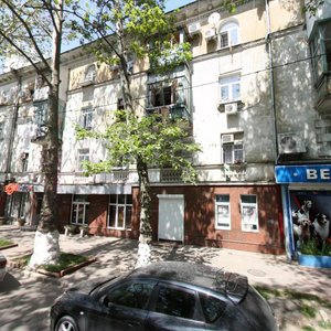 Oktyabrskoy Revolyutsii Street, 5, Tuapse: photo