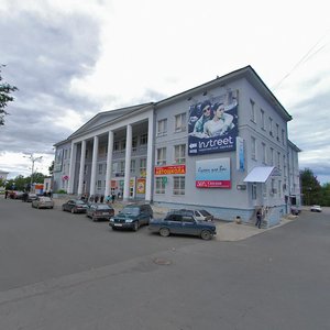 Lenin Square, 1, Pskov: photo