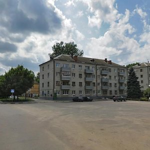 Ulitsa Bogdana Khmelnitskogo, 14, : foto