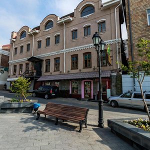 Владивосток, Улица Адмирала Фокина, 4: фото
