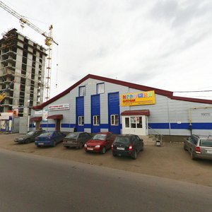 Khadi Taktasha Street, 131, Kazan: photo
