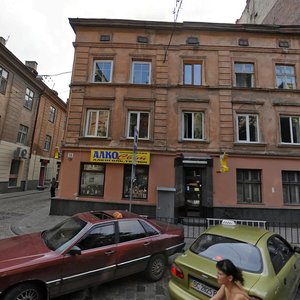 Vulytsia Kniazia Romana, 18, Lviv: photo
