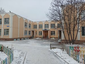 Prospekt Komarova, 23/3, : foto