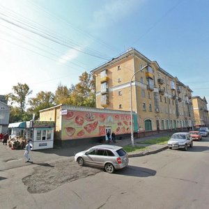Новокузнецк, Улица Мичурина, 9: фото