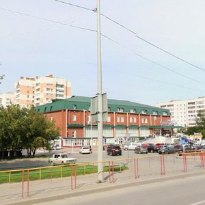 Druzhby Street, 165А, Tyumen: photo