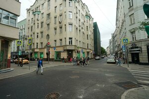 Malaya Bronnaya Street, 22с1, Moscow: photo