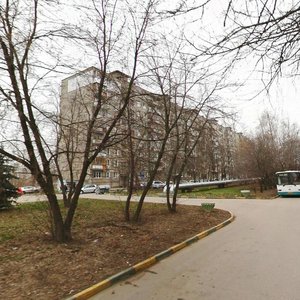 Geroya Sovetskogo Soyuza Usilova Street, 3, : foto