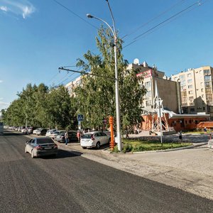 Stroiteley Boulevard, 28, Kemerovo: photo