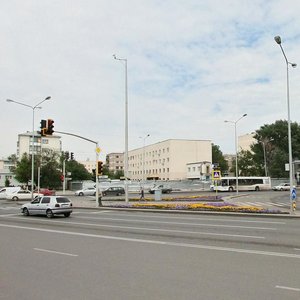 Астана, Улица Илияса Есенберлина, 12: фото