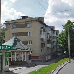 Ровно, Улица Степана Бандеры, 36: фото