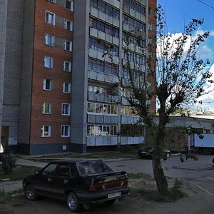 Chapaeva Street, 5, Kirov: photo