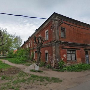 Dvor Proletarki Street, 107-105, Tver: photo