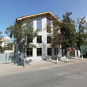 Chelyuskintsev Street, 40 ، تيومين: صورة