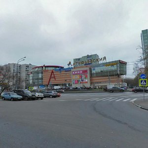 Altufyevskoye Highway, 8, : foto
