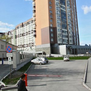 Marshala Zhukova Street, 13, Yekaterinburg: photo