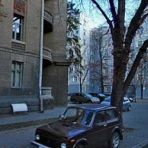 Instytutska Street, 15, Kyiv: photo