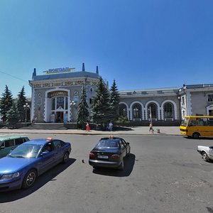 Pryvokzalnyi maidan, No:1, Rovno: Fotoğraflar