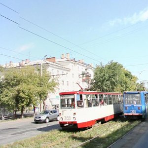 Челябинск, Улица Гагарина, 10: фото