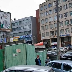 Hlybochytska Street, 29/31 ، كييف: صورة